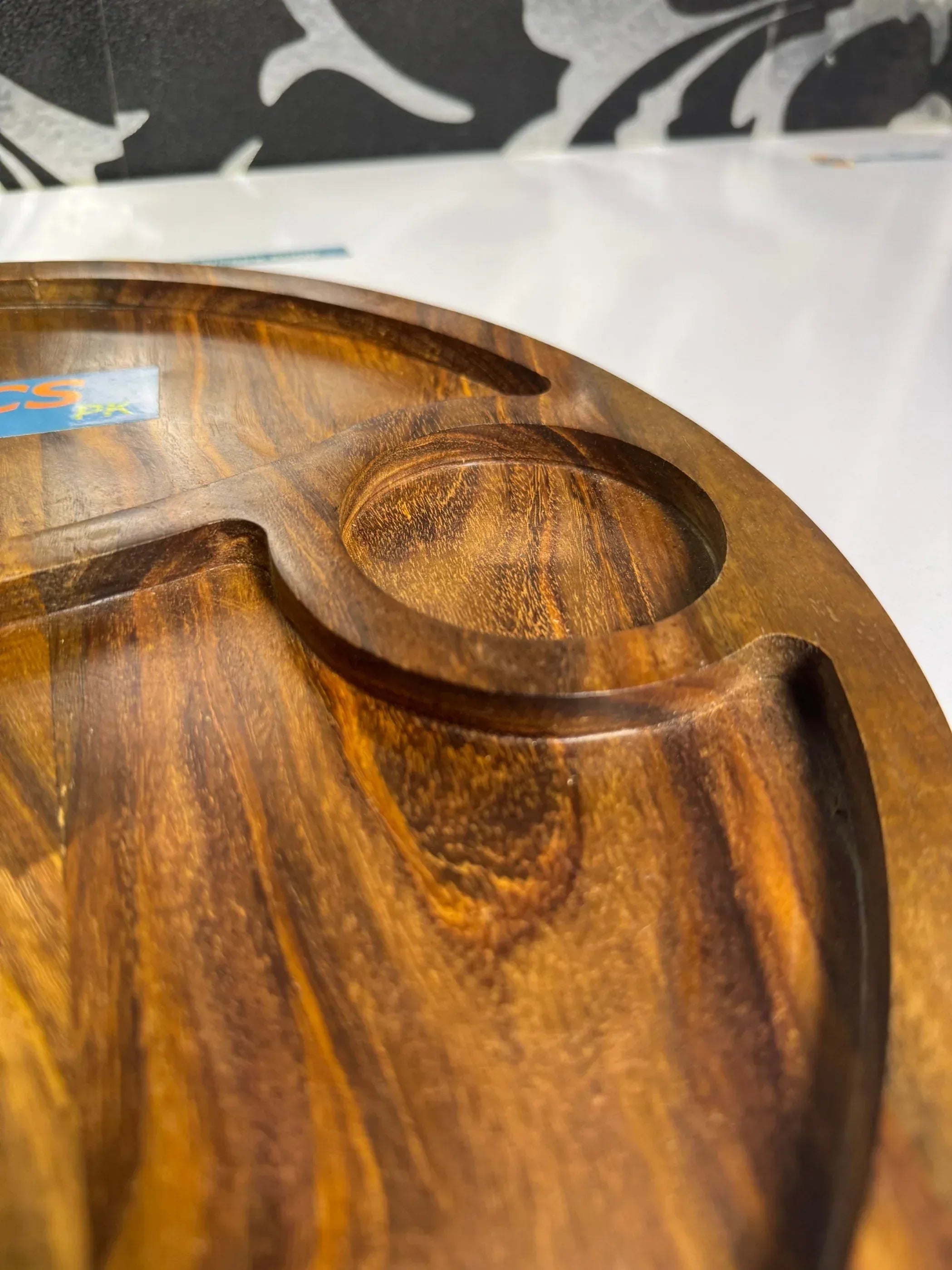 Burger Serving Platter – Single Piece Partitioned Snack Platter | Wooden Restaurant Serving