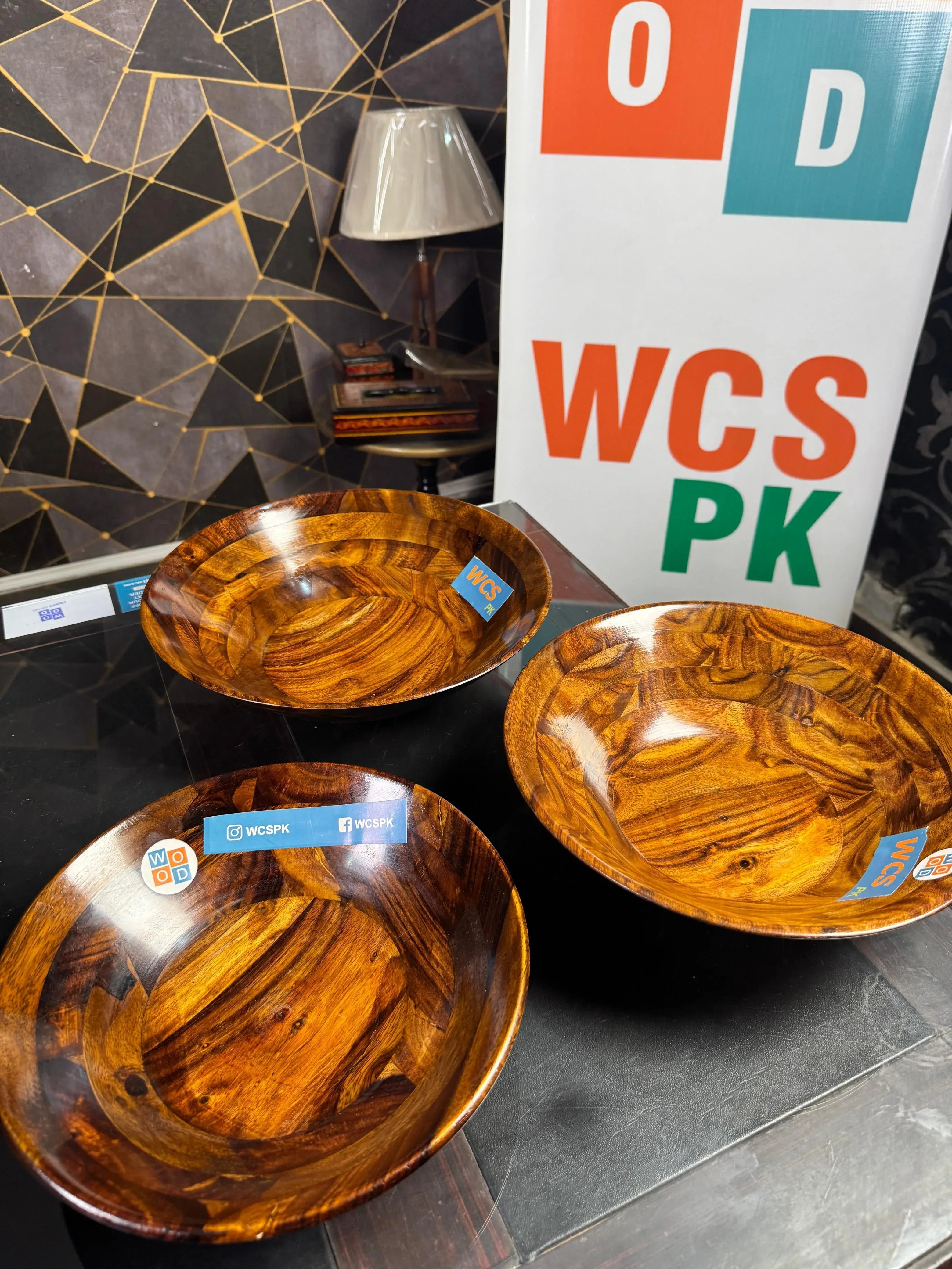 Wooden Bowl Set in Pakistan – Handcrafted Serving & Dining Bowls