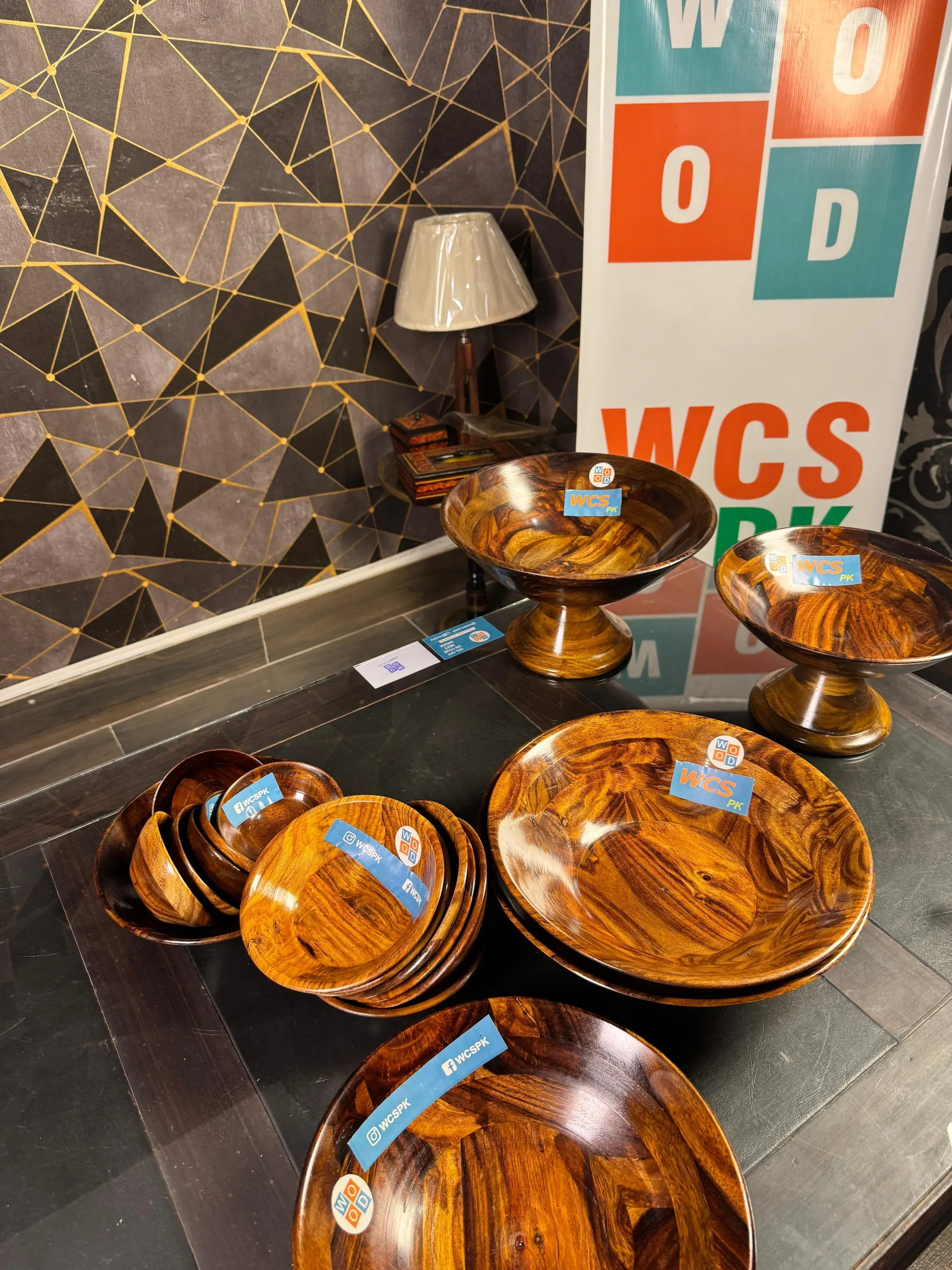 Wooden Bowl Set in Pakistan – Handcrafted Serving & Dining Bowls